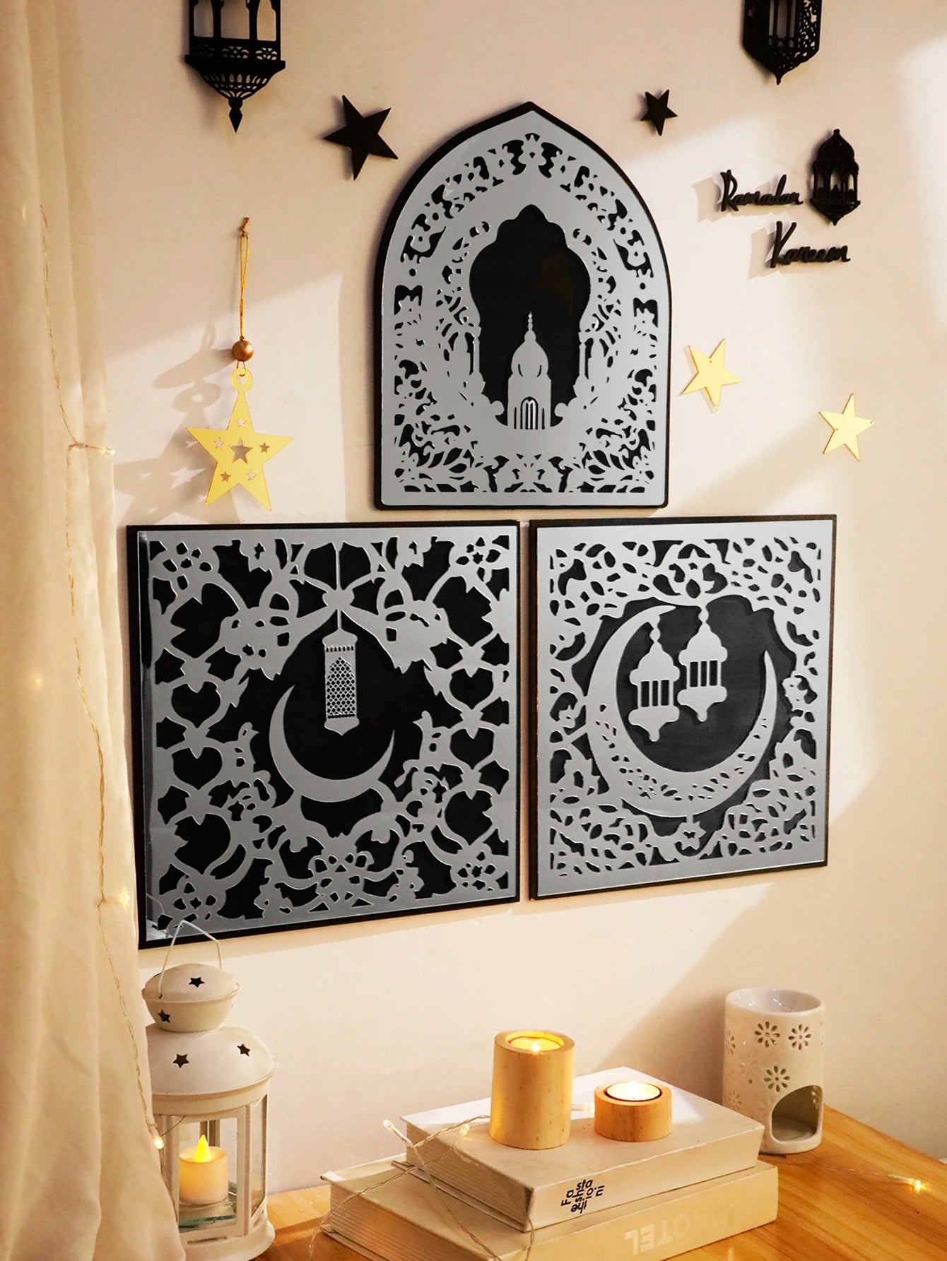 Miroir mural en acrylique argenté "Eid Mubarak" – Décor élégant pour le Ramadan.